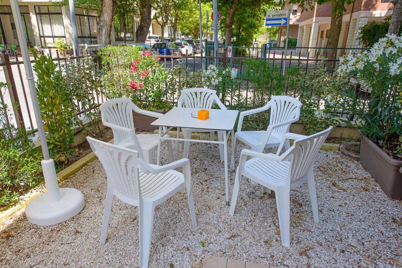 Residence Ducale Rimini Exterior foto